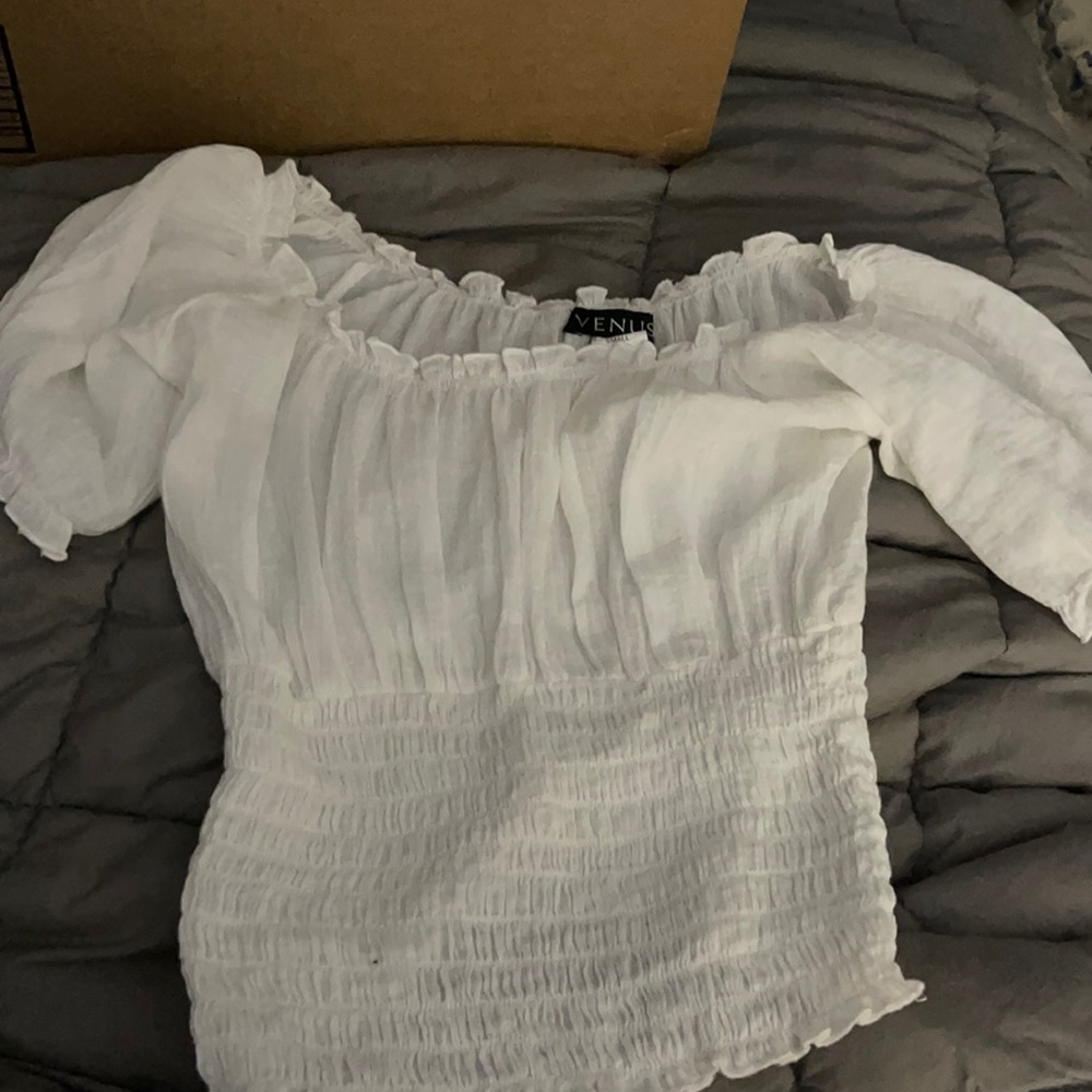 Small white top